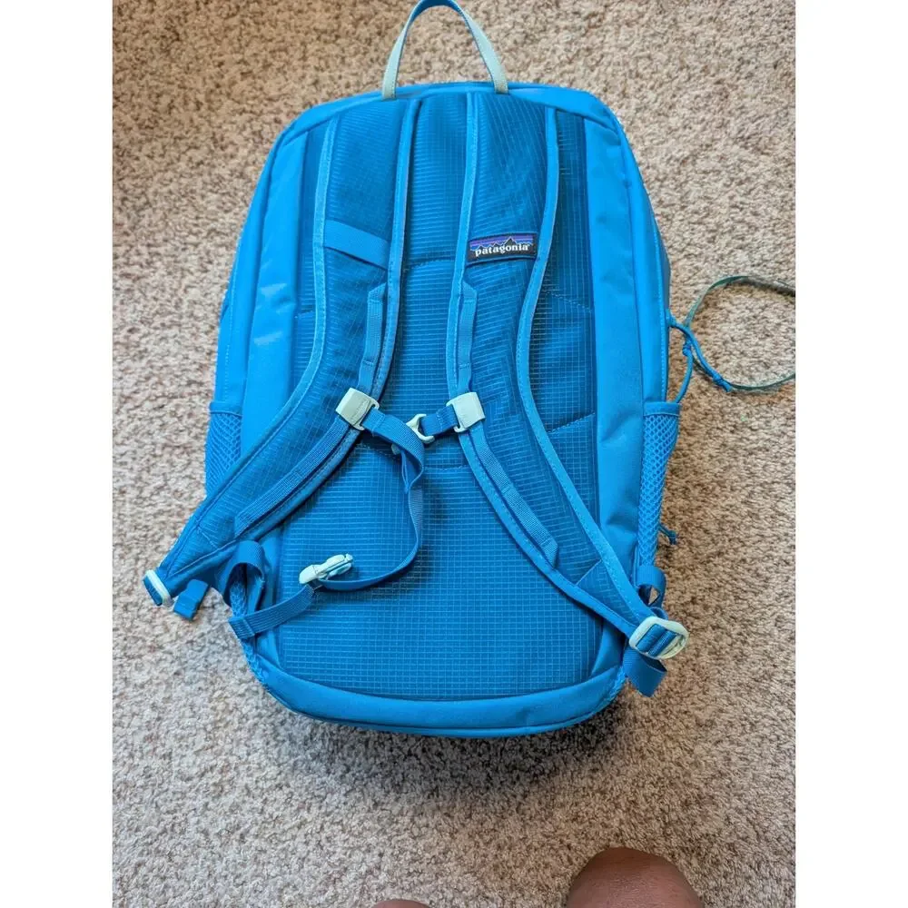 Patagonia Refugio daypack backpack, mesh pocket; beach, lightweight; travel